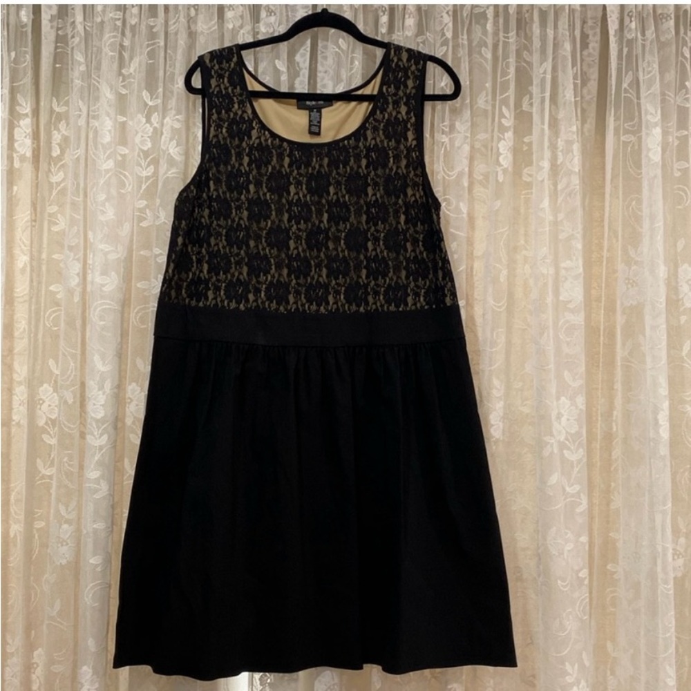 DONATED TO SISTERS 
STYLE & CO Dress